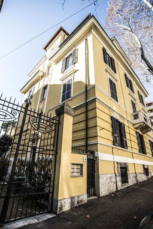 Divine Bed & Breakfast Рим Экстерьер фото